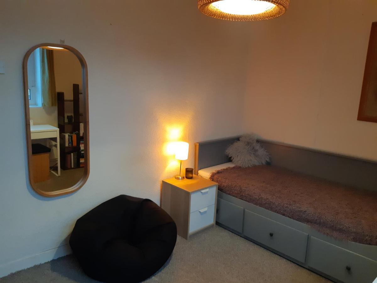 Cosy Room In Camden Town Zone 2 London Eksteriør bilde