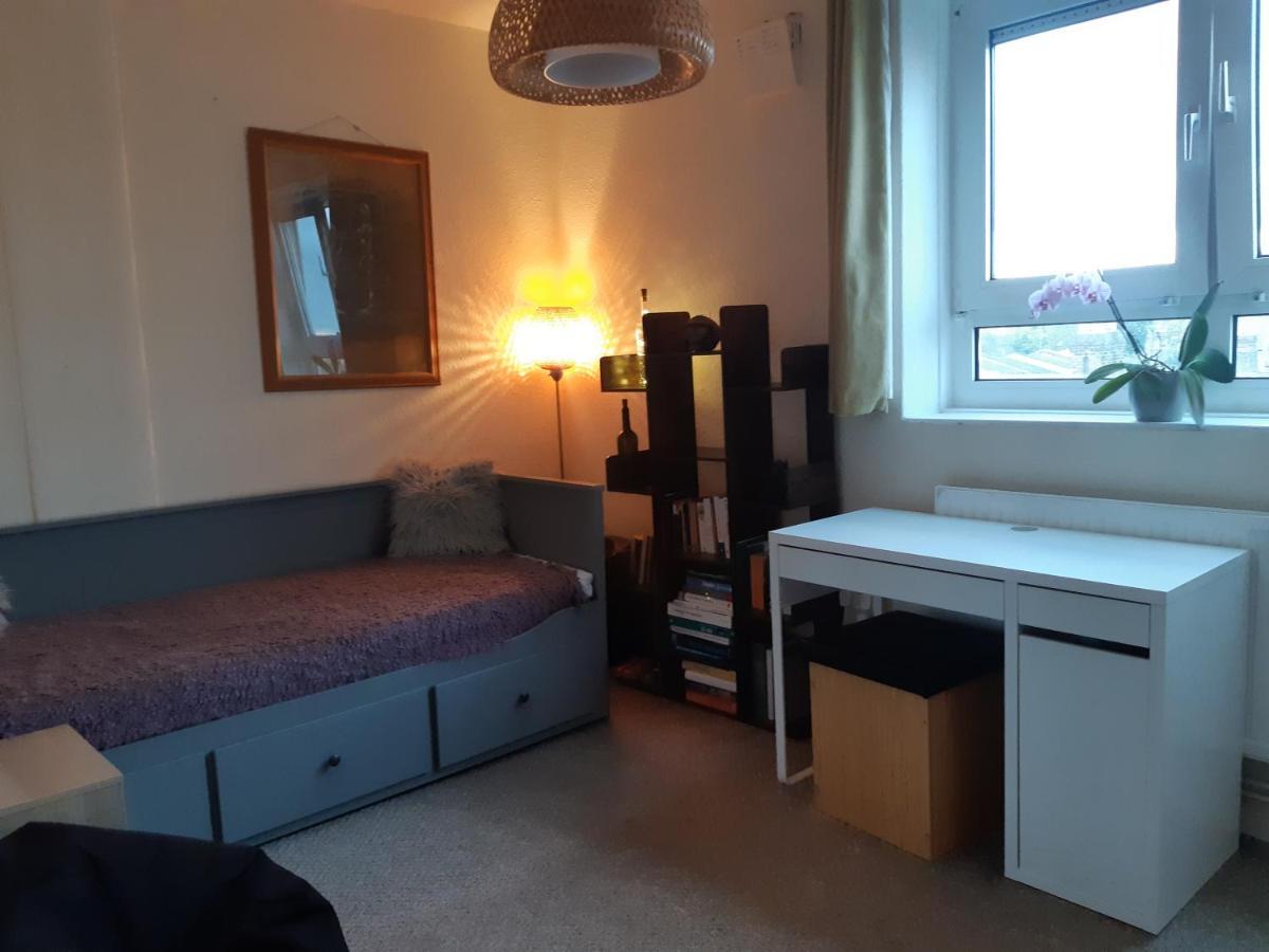 Cosy Room In Camden Town Zone 2 London Eksteriør bilde